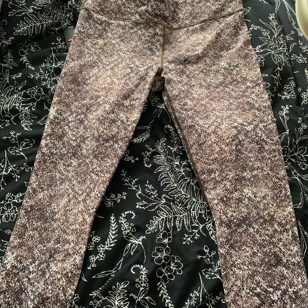 Fabletics Powerhold Crop